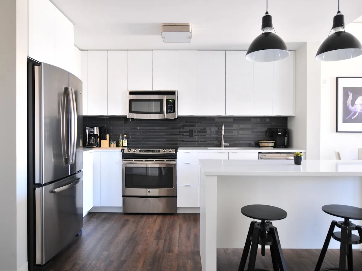 Intérieur lumineux après rénovation